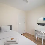 Praga Poludnie 2-bedroom Varšava