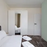 Praga Poludnie 2-bedroom Apartmán Varšava