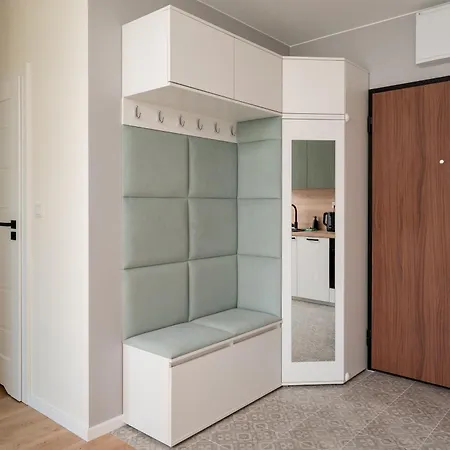 Praga Poludnie 2-bedroom 华沙