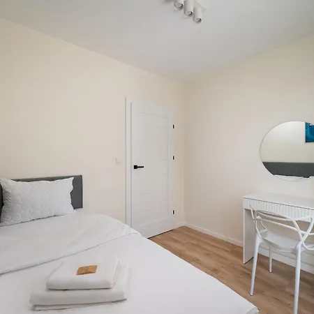 Praga Poludnie 2-bedroom Varşova