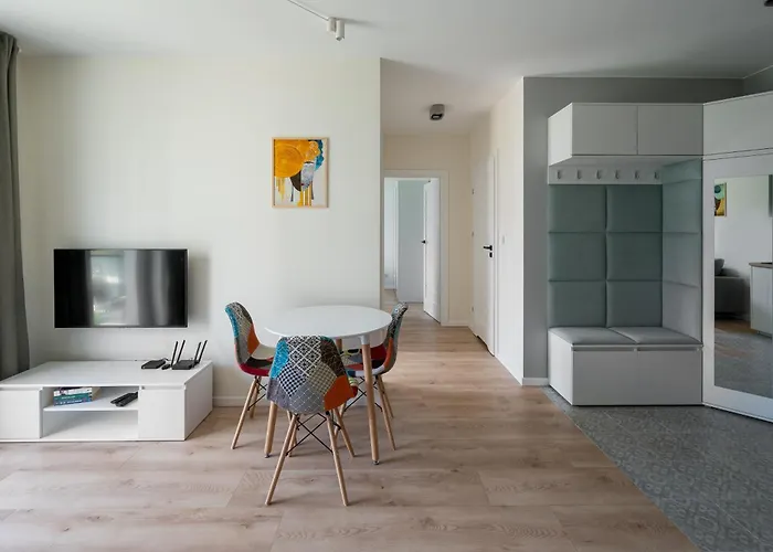 Praga Poludnie 2-bedroom * Warszawa